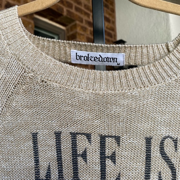 Open back sweater from Brokedown - Picture 3 of 3